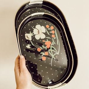 Set of Floral Trays